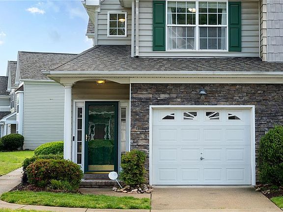 3rd image of 1702 Sawgrass Ln