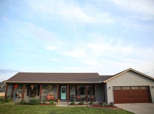 559 Mallard Ct, Coal City, IL 60416