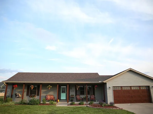 559 Mallard Ct, Coal City, IL 60416