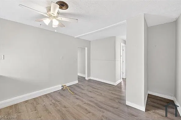4 bed, 1366 sqft, $1,400 — Photo 2
