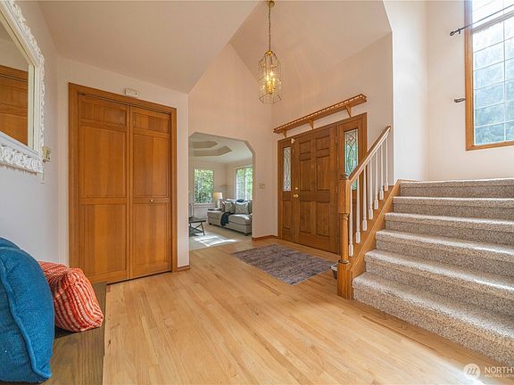 2nd image of 18118 236th Avenue NE