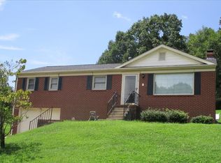 113 Kittyhawk Dr, Danville, VA 24540
