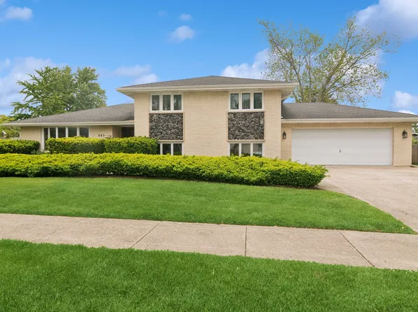 885 W Army Trail Blvd, Addison, IL 60101