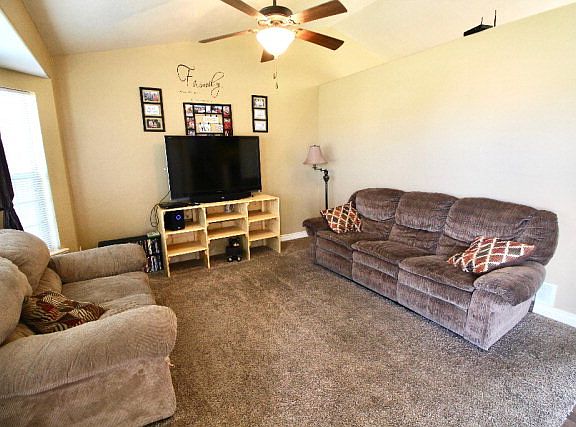 5th image of 2282 N Viola Dr