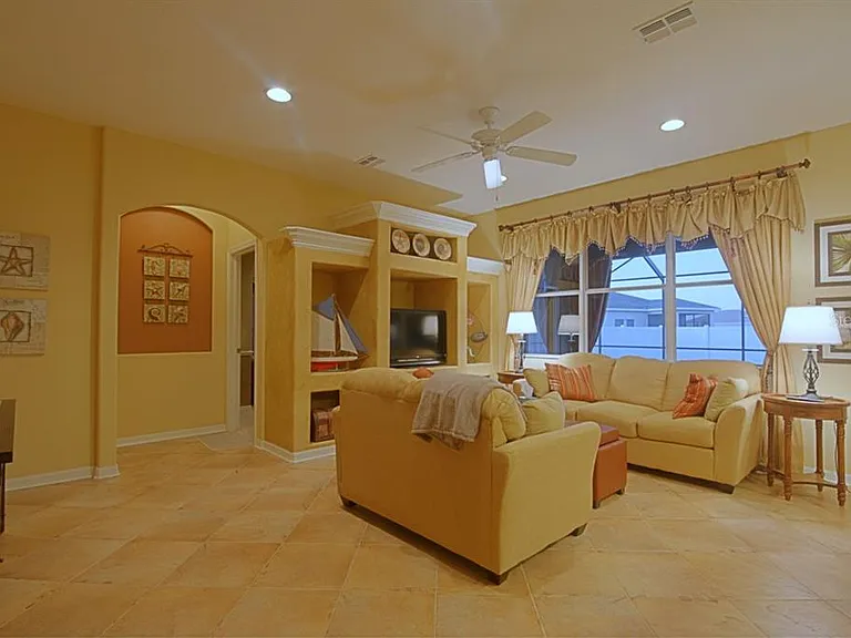 15825 Durango Cir — Photo 10