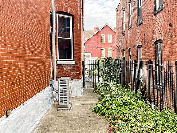 4th image of 2807 Accomac St