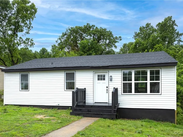 156 Seaboard St, Petersburg, VA 23803