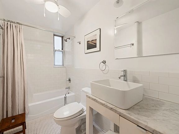 4th image of 76-10 34th Ave APT 1S