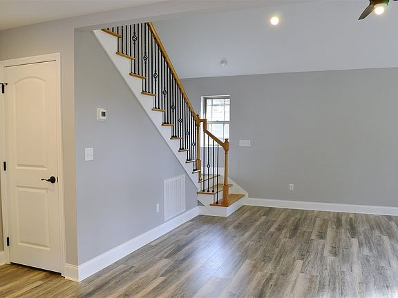 5th image of 1054 McCann Rd SE Lot 4