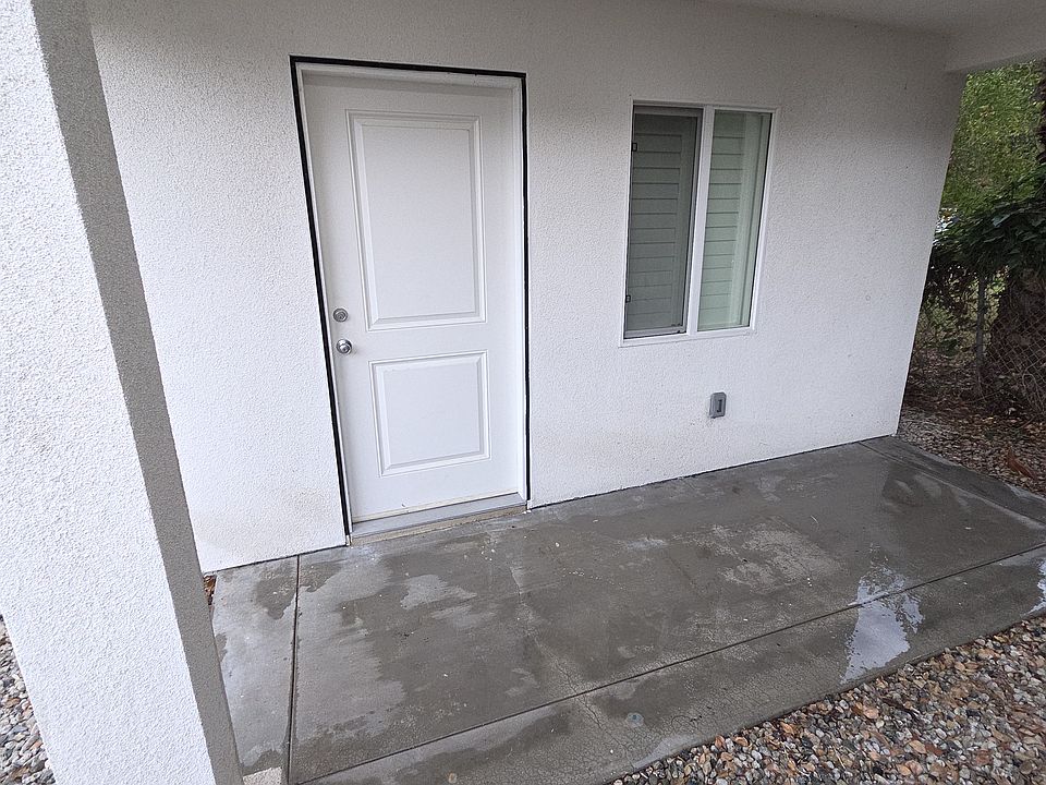 1st image of 318 E Newman Ave #B