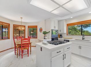 175 Grandview Ave, Novato, CA 94945