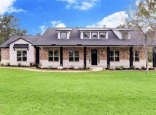 107 Sundog Rd, Huntsville, TX 77340