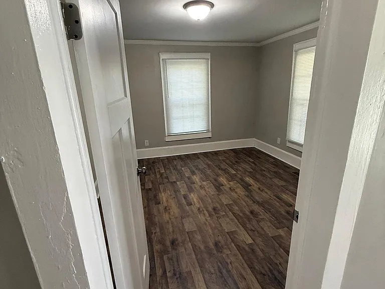 421 Carolina Ave — Photo 7
