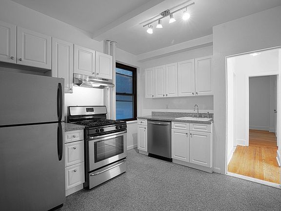5th image of 433 W 21st St APT 8A