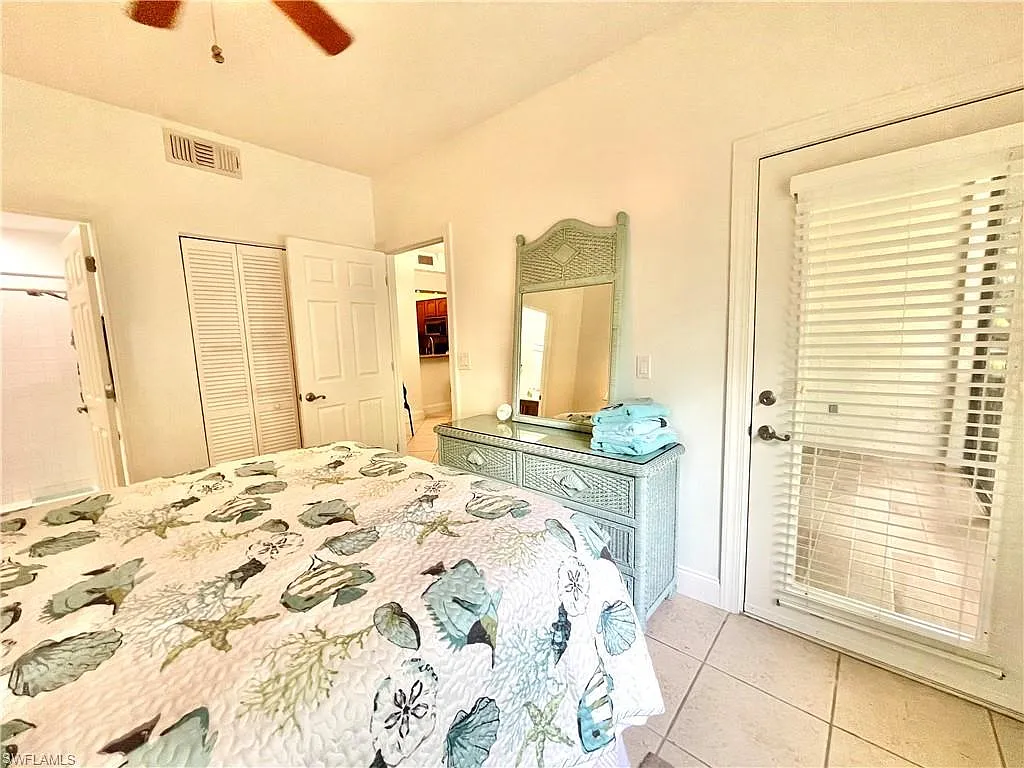 2 bed, 2.0 bath, 965 sqft, $3,000 — Photo 2