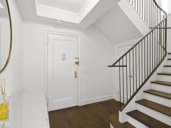 3rd image of 1 5th Ave APT 11C