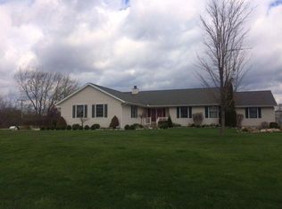 13939 Trinkle Rd, Chelsea, MI 48118