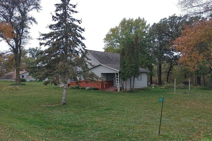 2nd image of 19887 620th Ave