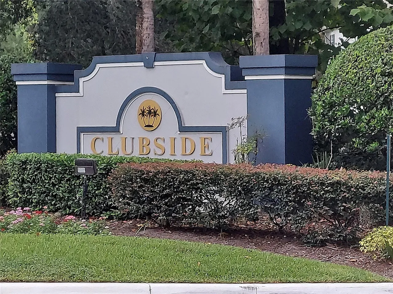 2 bed, 2.5 bath, 1365 sqft, $1,950 — Photo 2