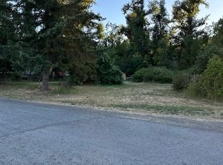 78412 Snauer Ln, Cottage Grove, OR 97424