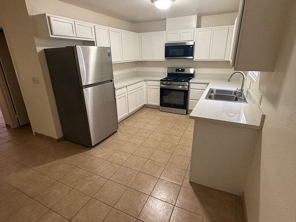1st image of 1716 Cordoba Ln #B