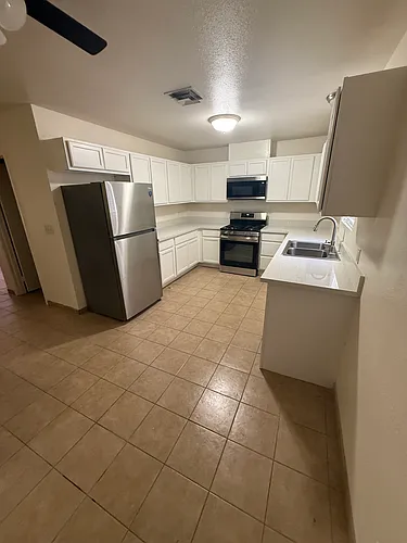 1716 Cordoba Ln #B Photo 1
