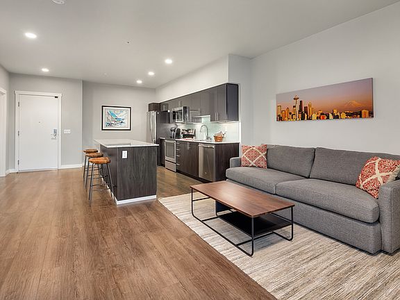 3rd image of 1085 103rd Ave NE APT 119