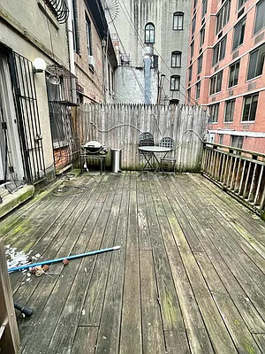 Rented by Metropolitan Property Group | media 17