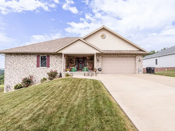 81 Baron Ct S, Hopwood, PA 15445