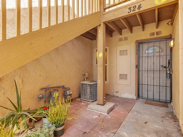 324 Tangelo — Photo 2