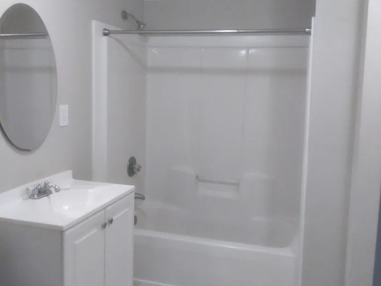 444 Fairfield St NE — Photo 6