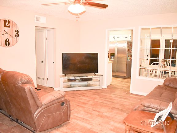 4th image of 3038 Leeridge Dr