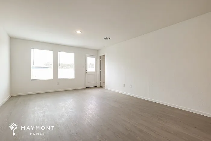 751 Thea Mdws — Photo 3
