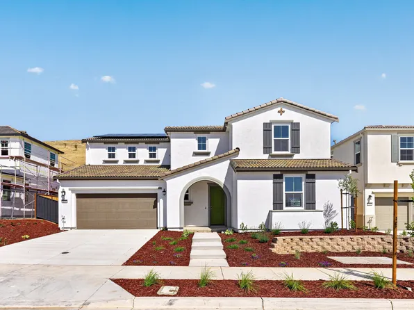 8009 Lamplight Dr, Tracy, CA 95377