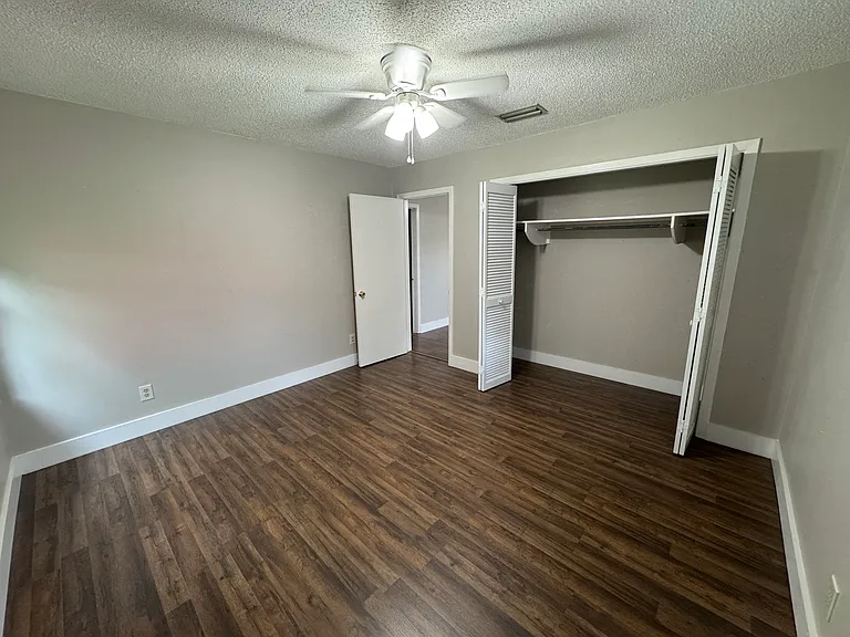 1160 Abilene Dr W — Photo 12