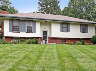 7213 N Park Ave, Gladstone, MO 64118