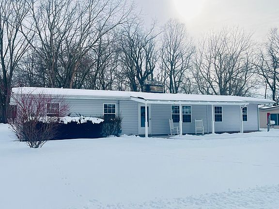 2nd image of 1077 Woodlawn Ave