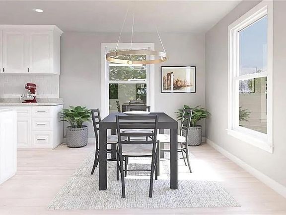 5th image of 4052 Shawn Dr