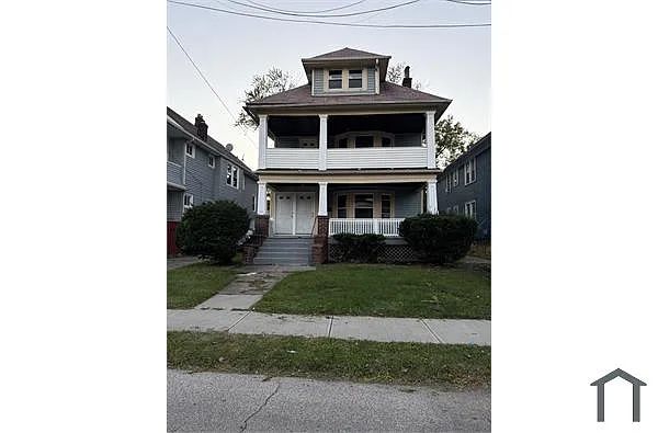 484 E 148th St photo 1