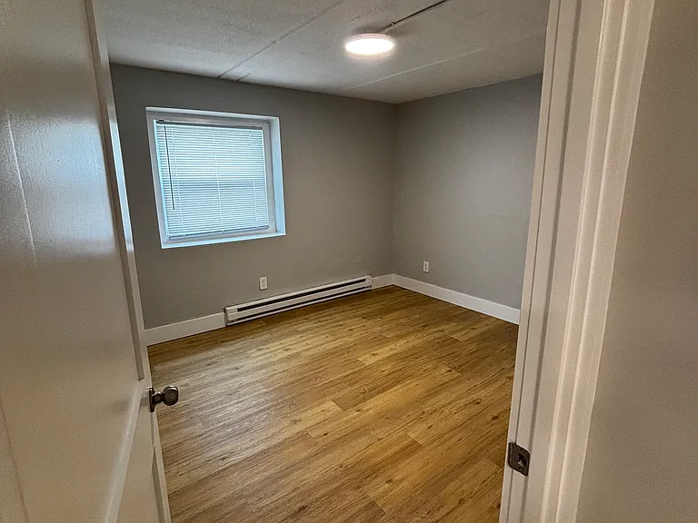 89 Woodrow Avenue — Photo 8