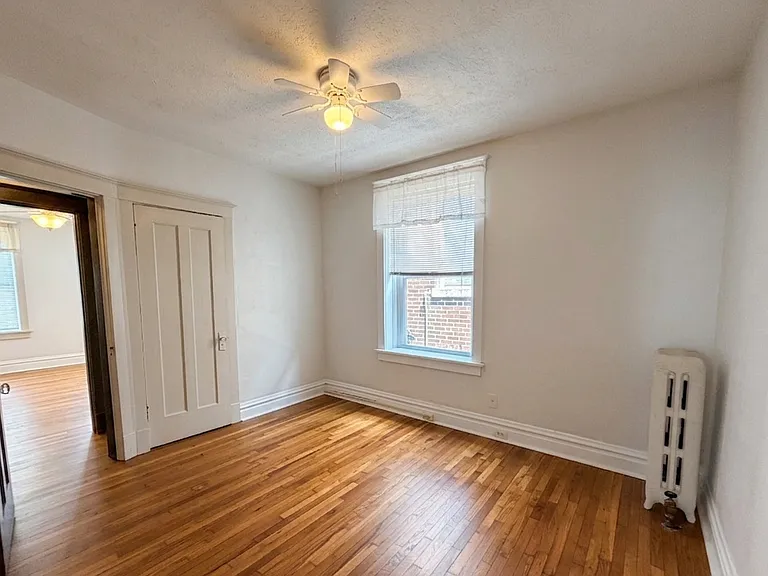 3850-3852 De Tonty St #3850A — Photo 7