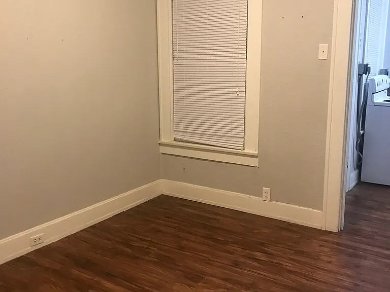 2209 Gorman Ave #4 — Photo 3