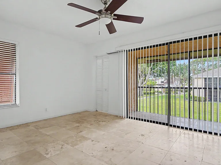 3939 NE 5th Ave #A201 — Photo 20