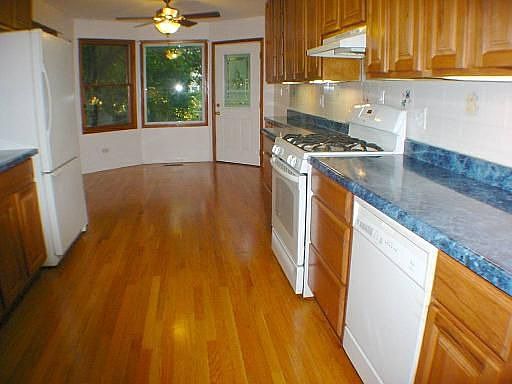 5th image of 2624 W Birchwood Ave