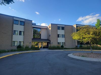 11160 Anderson Lakes Pkwy APT 319, Eden Prairie, MN, 55344