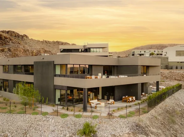 625 Sleeping Dragon Dr, Henderson, NV 89012
