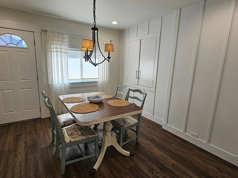 516 E Indiana Ave #D — Photo 9
