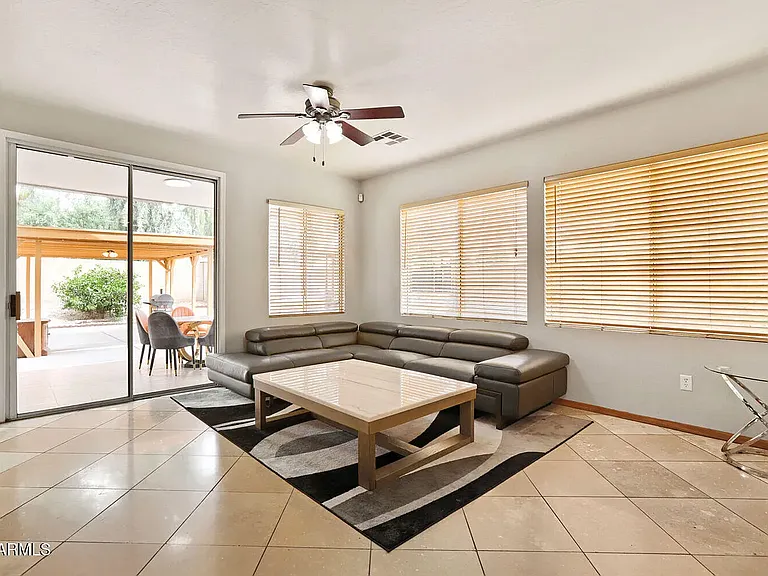 7270 W Gardenia Ave — Photo 9