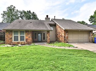 2309 W Oakridge St S, Broken Arrow, OK 74012