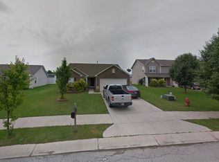 2713 Winding Creek Ln, Greenfield, IN 46140